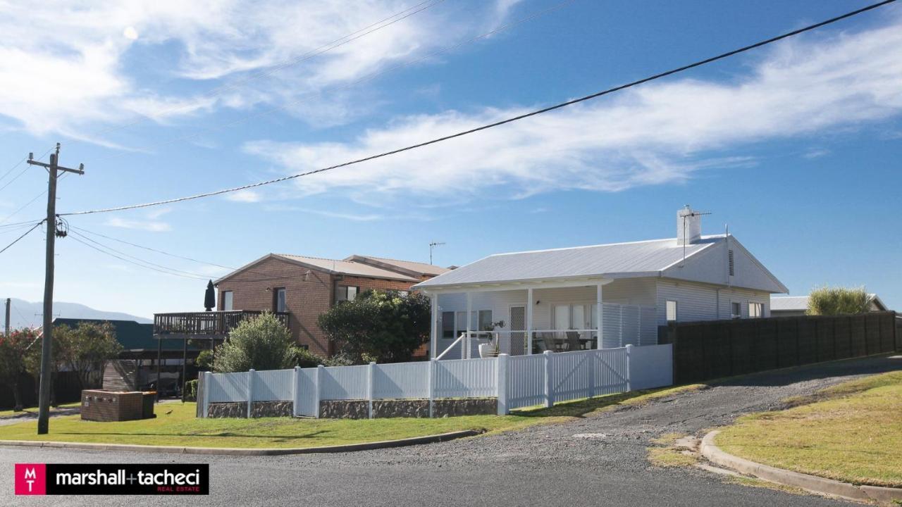 Wallaga Street Cottage - 9 Wallaga Street Bermagui Eksteriør billede